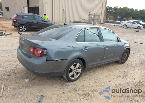 2008 Volkswagen Jetta Se/Sel z USA, uszkodzony, nr VIN 3VWRM71K48M046120